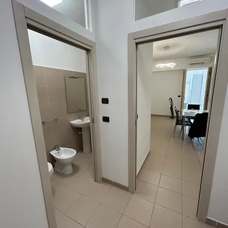 Typical One Bedroom In Center Apartment