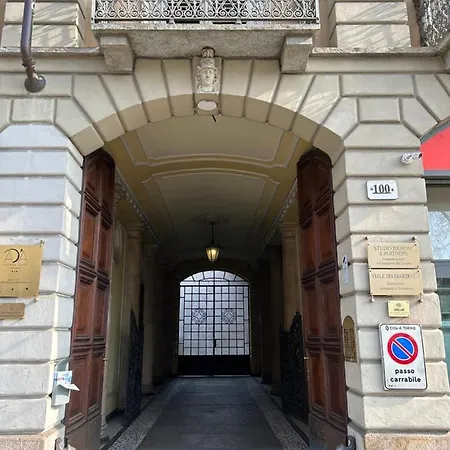 Typical One Bedroom In Center Torino